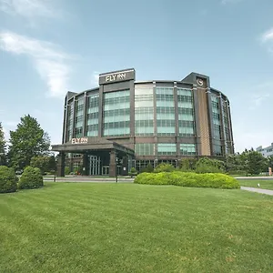 Otel Fly Baku, Binǝ