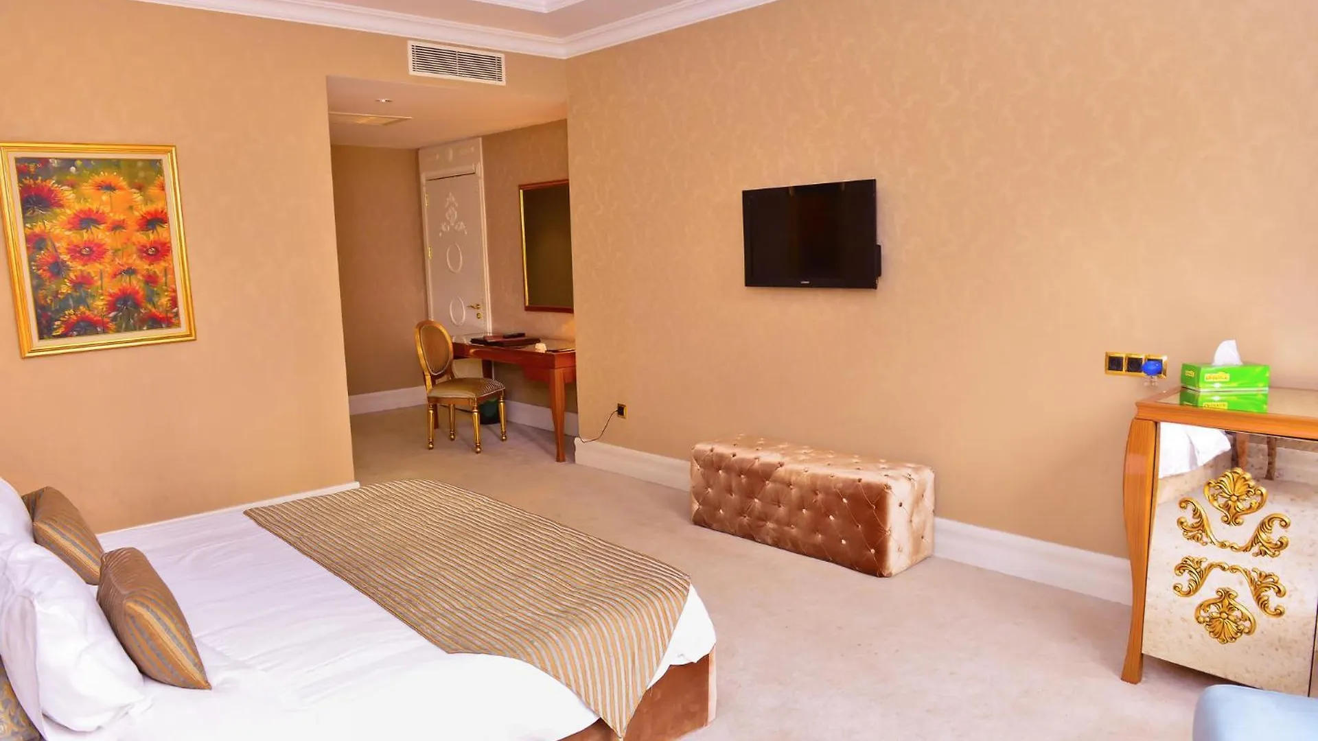 Lake Palace Baku 5*,  Azerbaijan